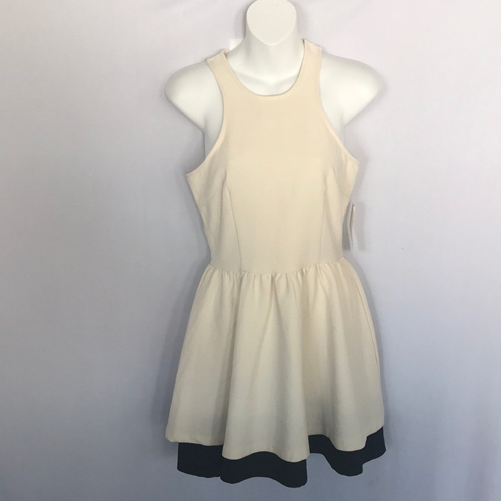 Tobi cream Skater dress size small